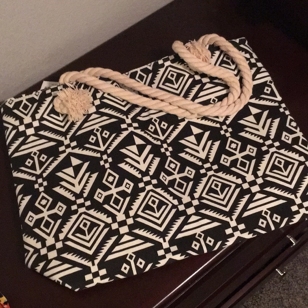 Black and Cream Aztec Bag